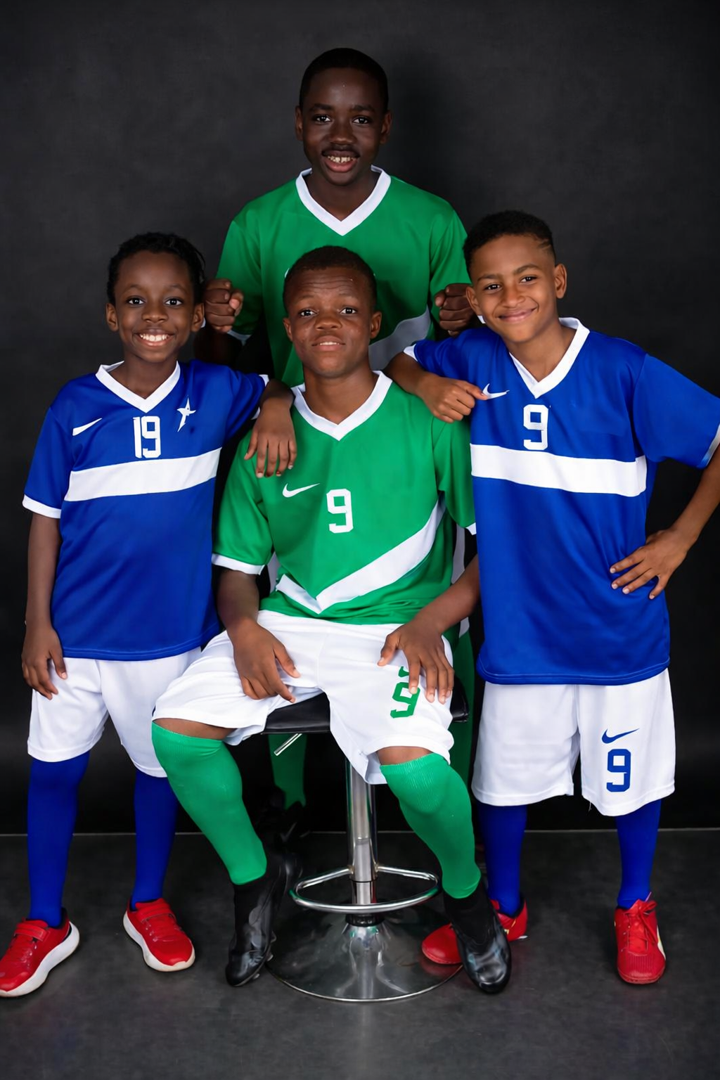 Joueurs Etoile Pro Academy sur le terrain